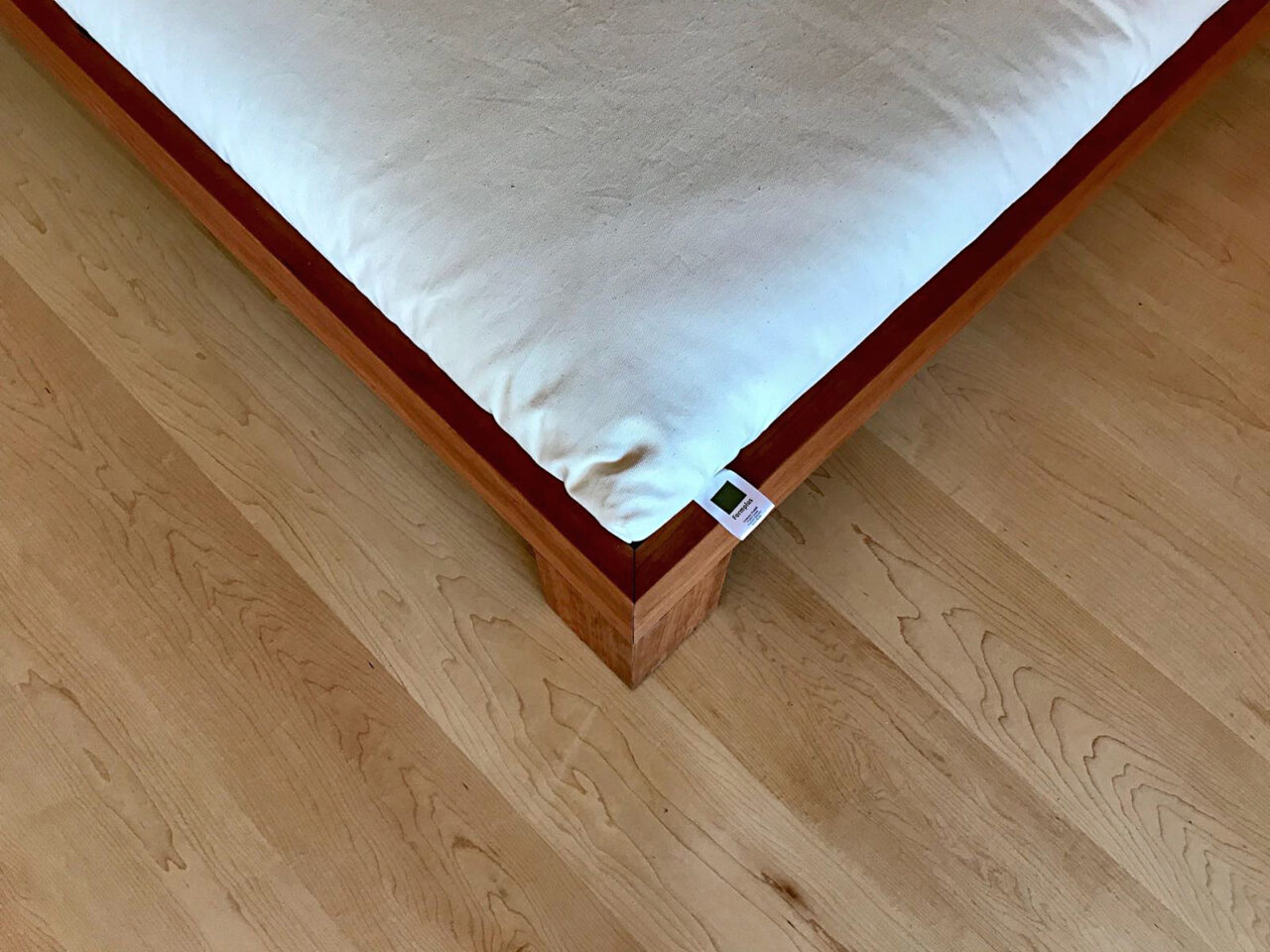 Lift Bett Kirschbaum Amerikanisch Detail Fussecke