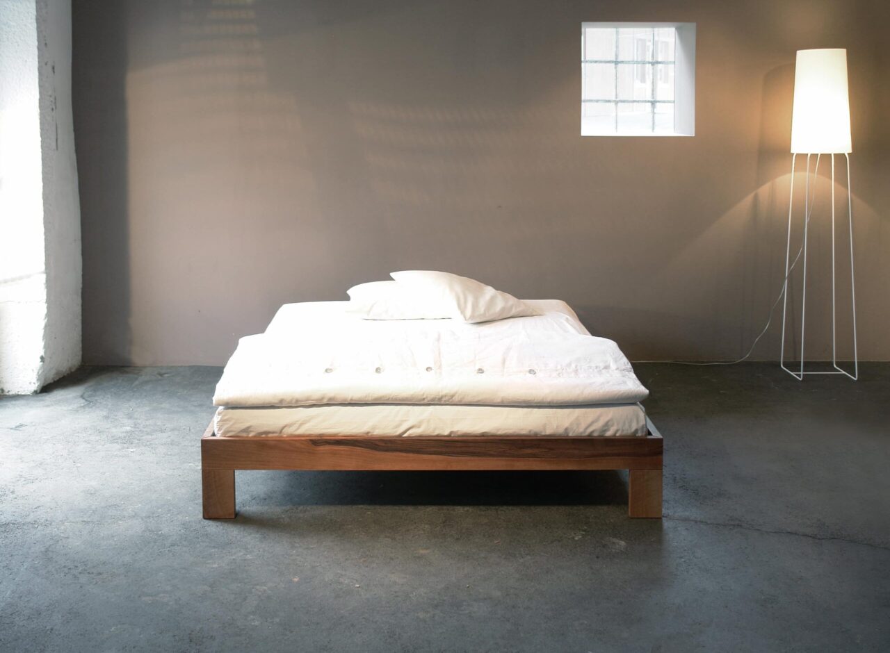 Lift Bett Nussbaum Ohne Rückenlehnen Frontal Ganz