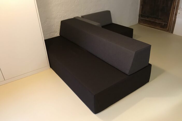 cit dunkel über eck hinten