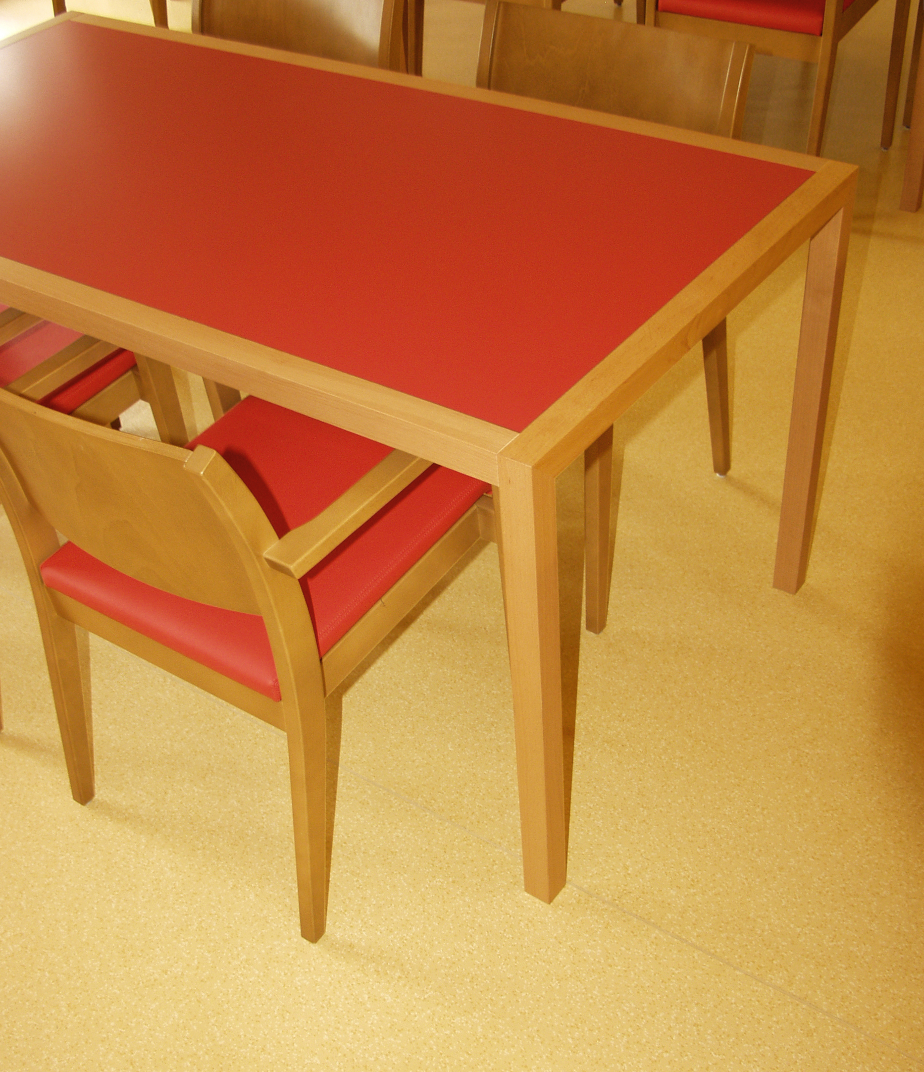 Dito Tisch – Bild 2